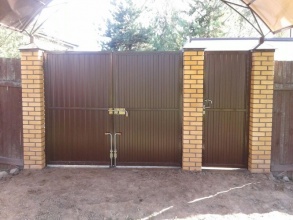 профнастил с распашными воротами - пример 11 фото в Кулебаках