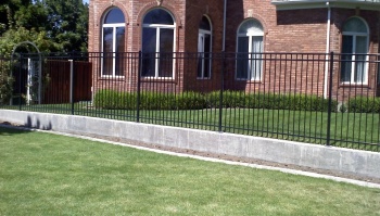 Сварные заборы на ленточном фундаменте 80 метров фото в Кулебаках